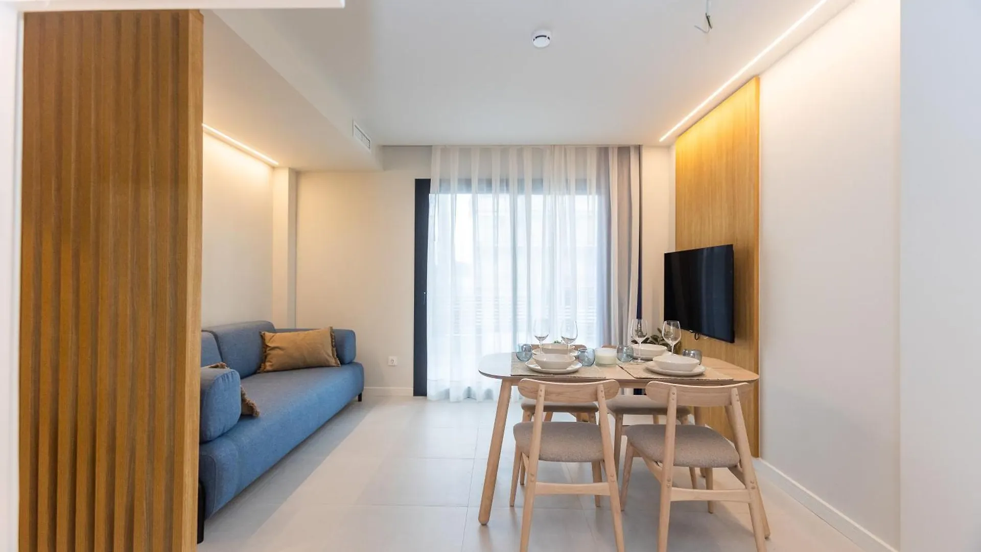 Fels Apartments Castelldefels Aparthotel