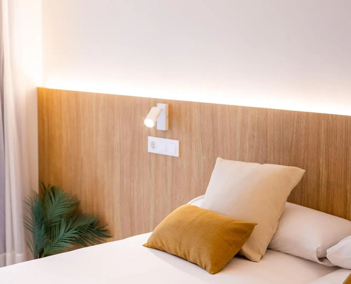 Fels Apartments Castelldefels 0*,  Spain