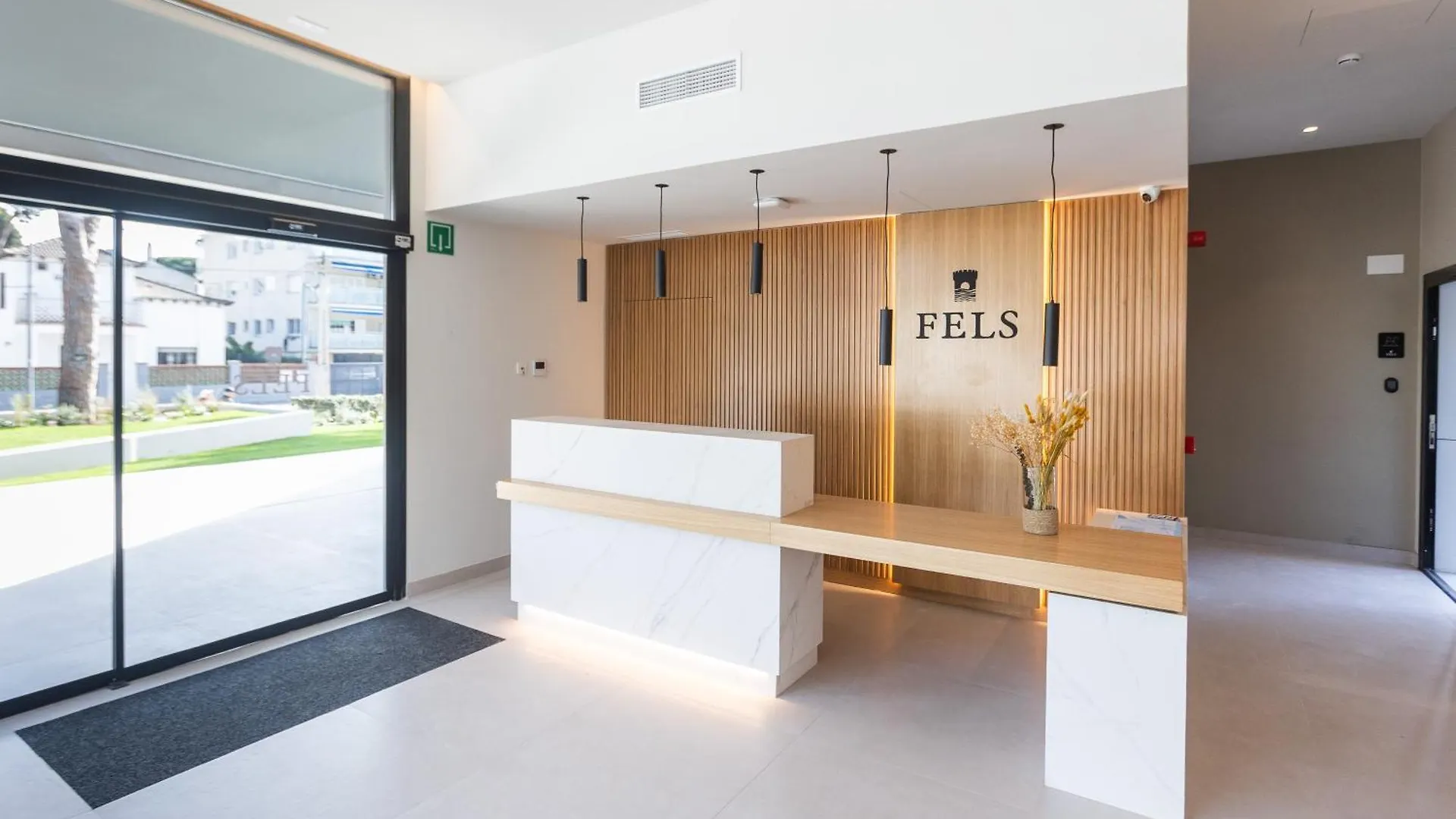 Aparthotel Fels Apartments Castelldefels