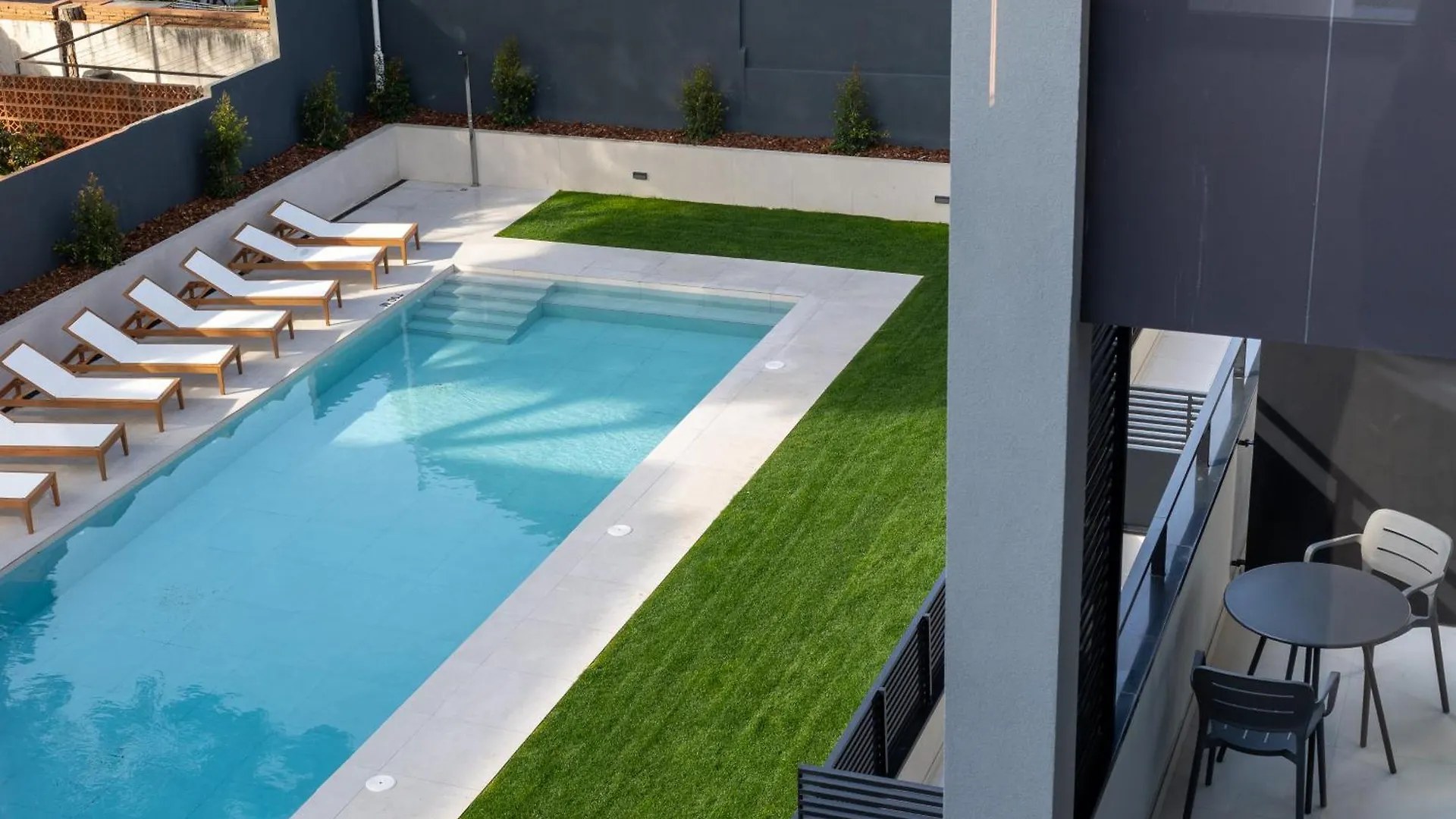 Aparthotel Fels Apartments Castelldefels Spain